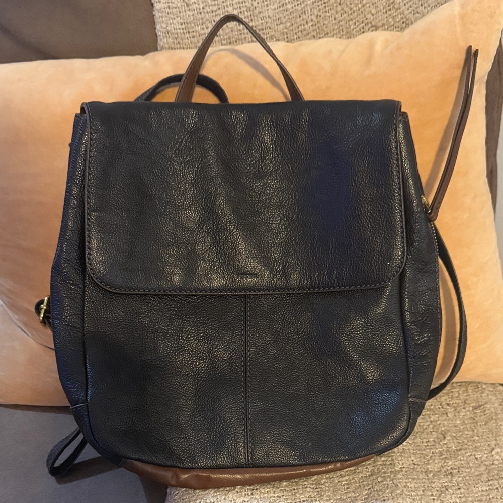 fossil Black Leather Backpack